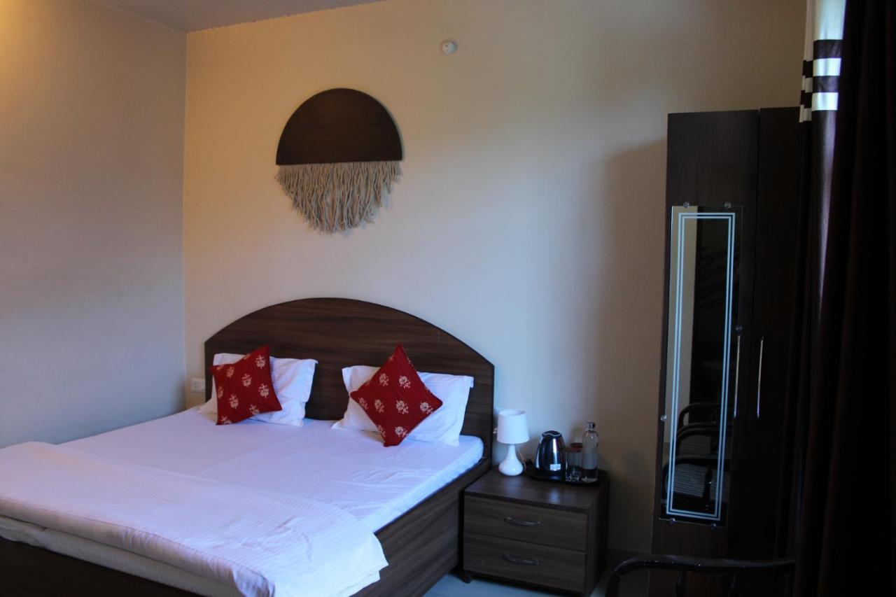 Aditya Homestay Bir-Billing Surrounded By Mountains Eksteriør bilde