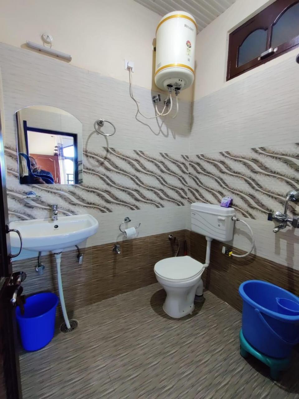Aditya Homestay Bir-Billing Surrounded By Mountains Rom bilde