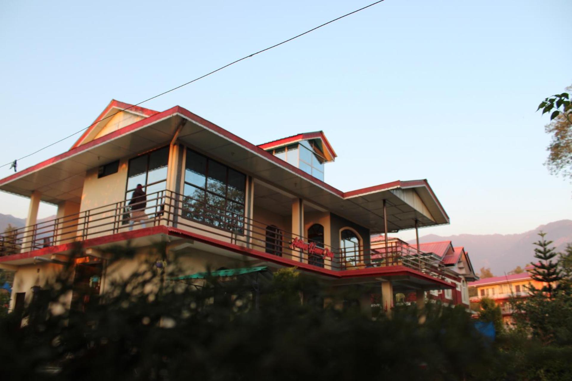 Aditya Homestay Bir-Billing Surrounded By Mountains Eksteriør bilde