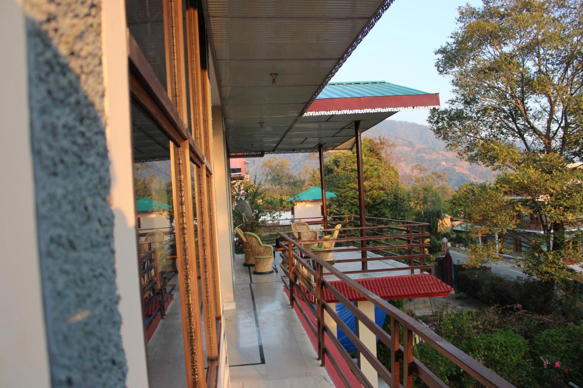 Aditya Homestay Bir-Billing Surrounded By Mountains Eksteriør bilde